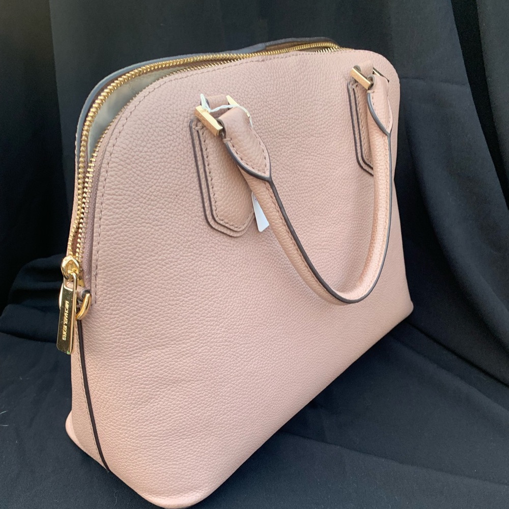 Michael Kors Sachel purse, mauve/pink.